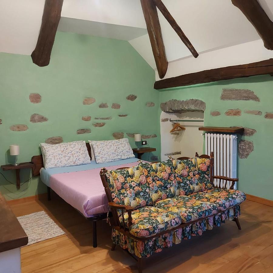 Il Borgo Di Monica Villa Domodossola Exterior foto