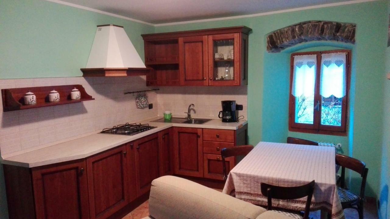 Il Borgo Di Monica Villa Domodossola Exterior foto