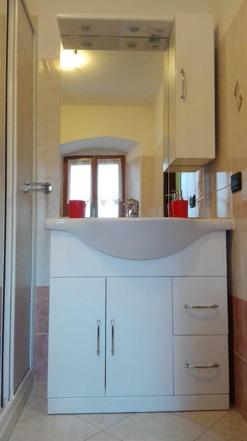 Il Borgo Di Monica Villa Domodossola Exterior foto