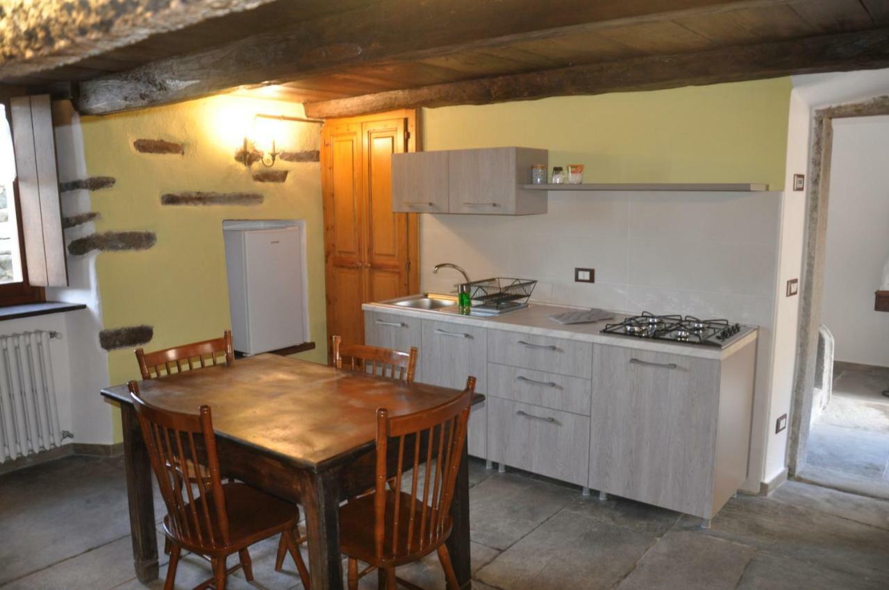 Il Borgo Di Monica Villa Domodossola Exterior foto