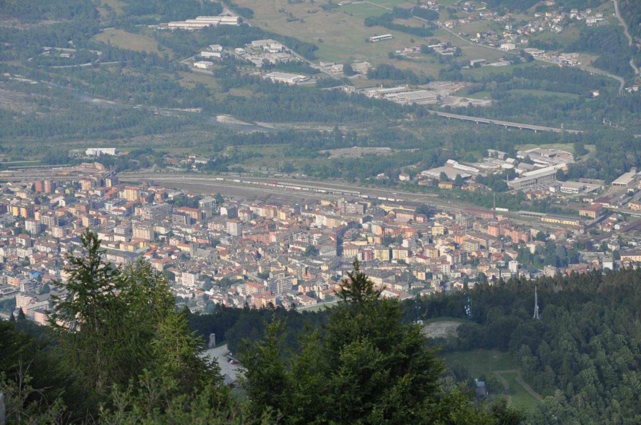 Il Borgo Di Monica Villa Domodossola Exterior foto